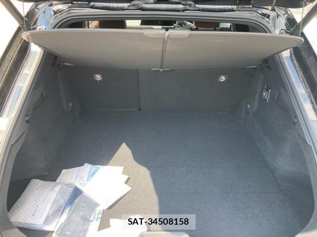 Toyota Crown Sports 2023-12 7453703-26