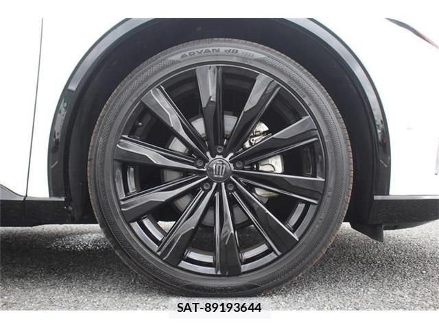 Toyota Crown Sports 2024-01 7500086-13