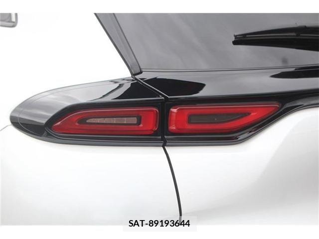 Toyota Crown Sports 2024-01 7500086-17