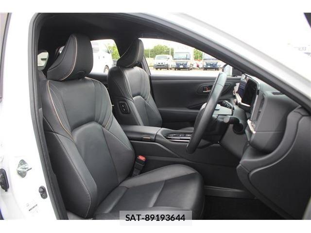 Toyota Crown Sports 2024-01 7500086-22
