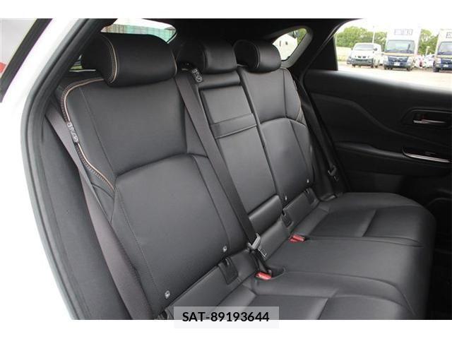 Toyota Crown Sports 2024-01 7500086-23