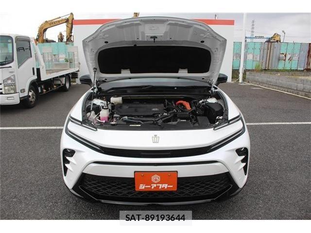 Toyota Crown Sports 2024-01 7500086-28
