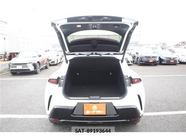 Toyota Crown Sports 2024-01 7500086-29
