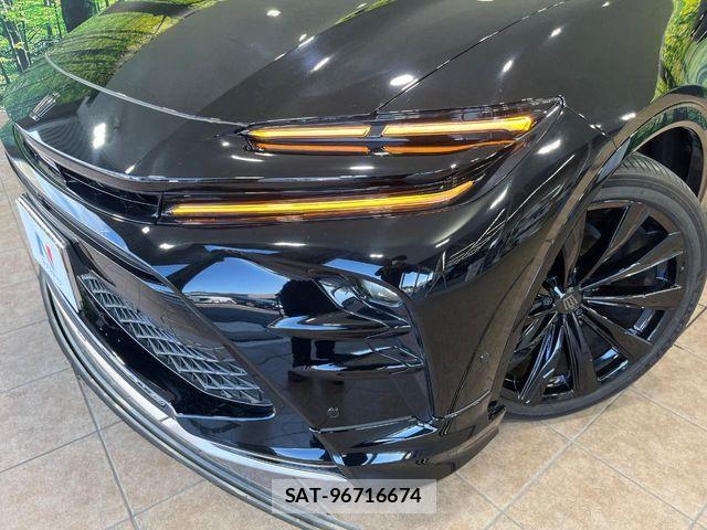Toyota Crown Sports 2024-09 7500078-11