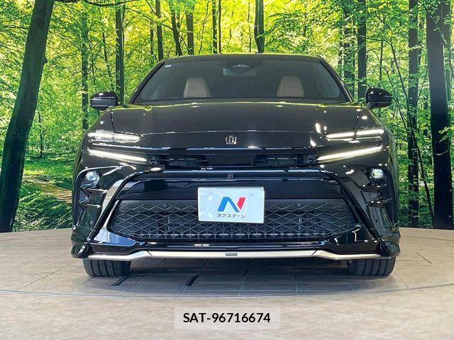 Toyota Crown Sports 2024-09 7500078-13