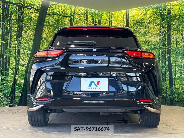 Toyota Crown Sports 2024-09 7500078-14