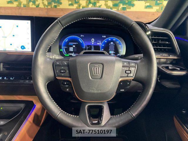 Toyota Crown Sports 2024-02 7500083-7