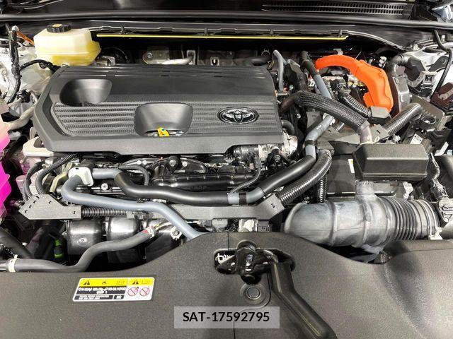 Toyota Crown Sports 2025-12 7500085-17