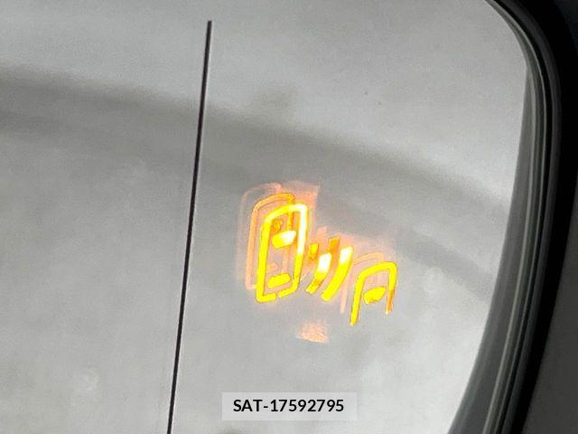 Toyota Crown Sports 2025-12 7500085-4