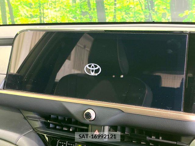 Toyota Crown Sports 2024-10 7500082-3