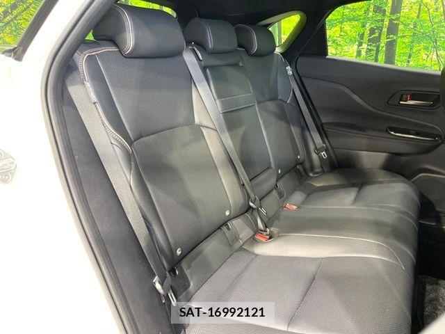 Toyota Crown Sports 2024-10 7500082-8