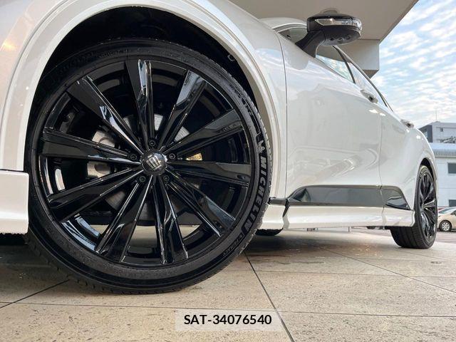 Toyota Crown Sports 2025-05 7508445-14