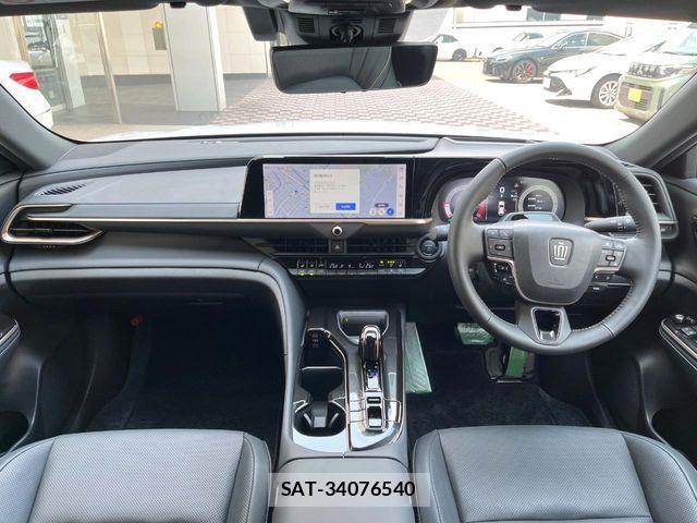 Toyota Crown Sports 2025-05 7508445-1