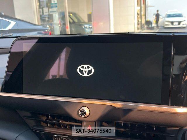 Toyota Crown Sports 2025-05 7508445-2