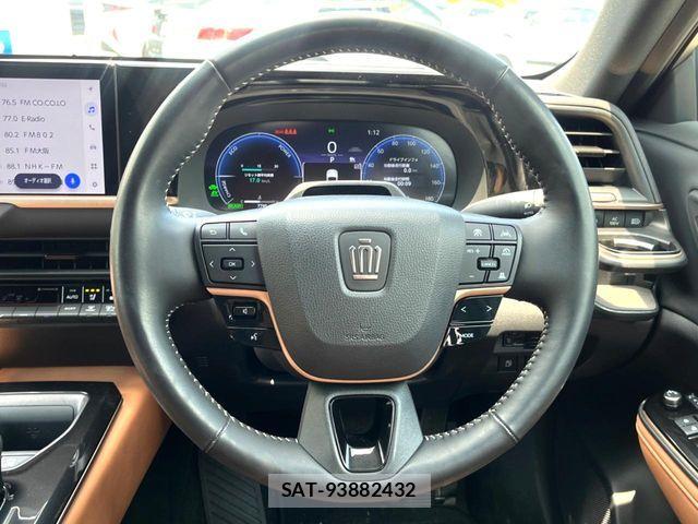 Toyota Crown Sports 2024-12 7500076-10