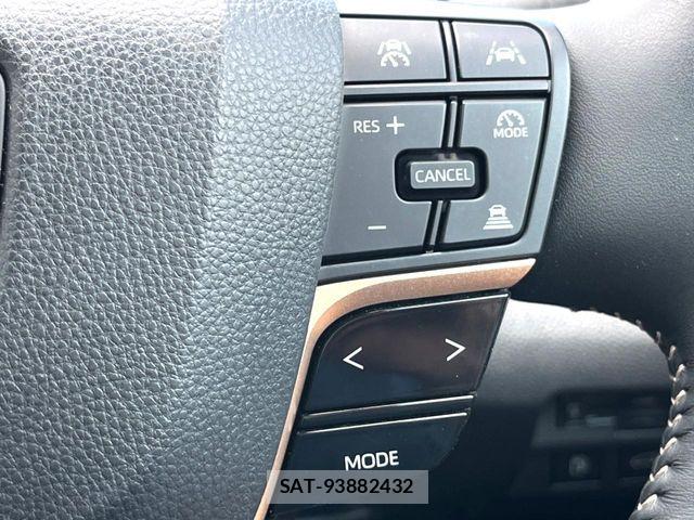 Toyota Crown Sports 2024-12 7500076-8