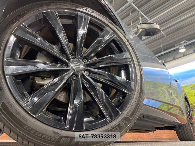 Toyota Crown Sports 2023-12 7500084-11