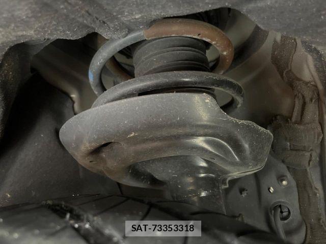 Toyota Crown Sports 2023-12 7500084-19