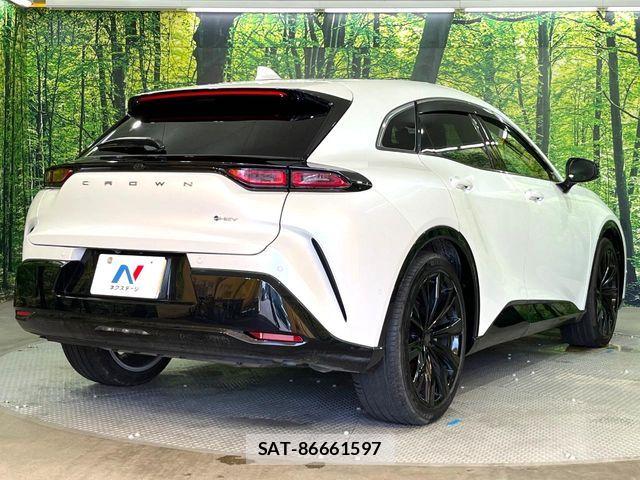Toyota Crown Sports 2024-09 7561988-16