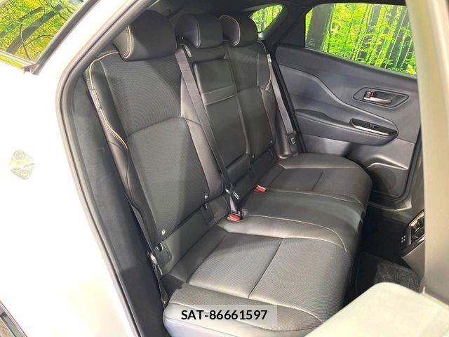 Toyota Crown Sports 2024-09 7561988-8