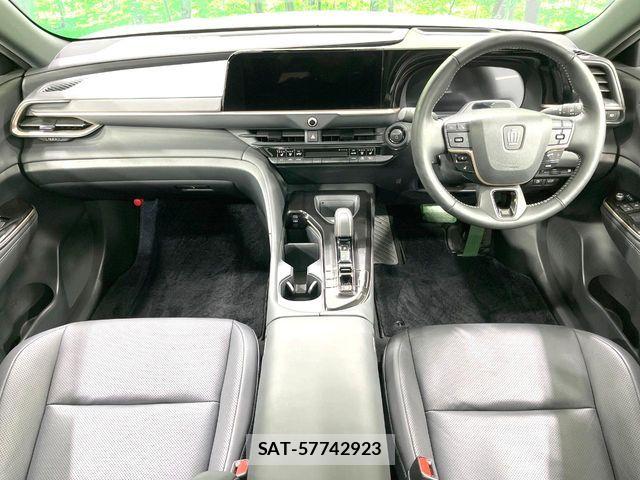 Toyota Crown Sports 2023-11 7561987-1