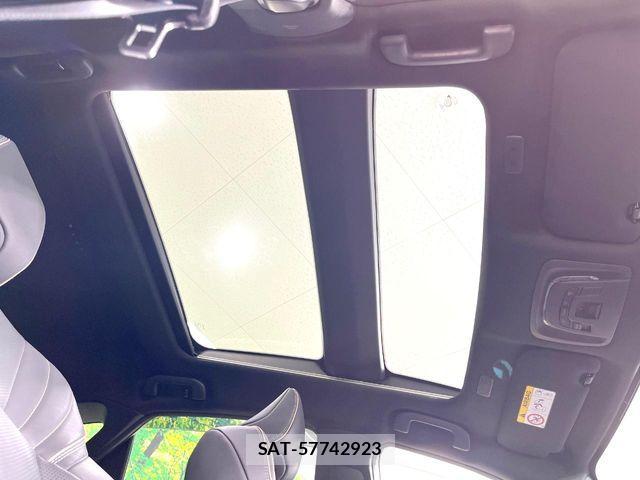 Toyota Crown Sports 2023-11 7561987-2