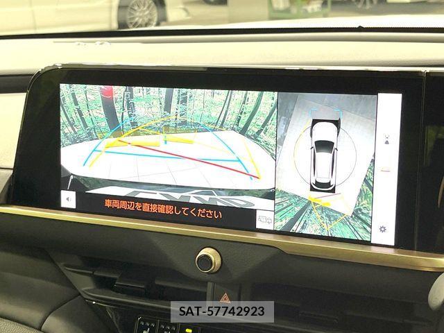 Toyota Crown Sports 2023-11 7561987-4