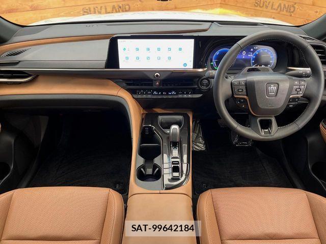 Toyota Crown Sports 2024-07 7615889-1