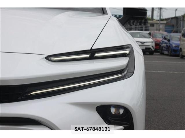 Toyota Crown Sports 2023-12 7615881-17