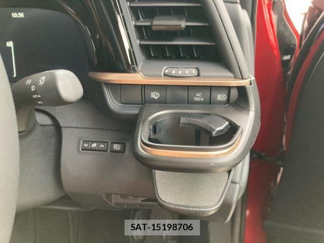 Toyota Crown Sports 2026-01 7615879-11