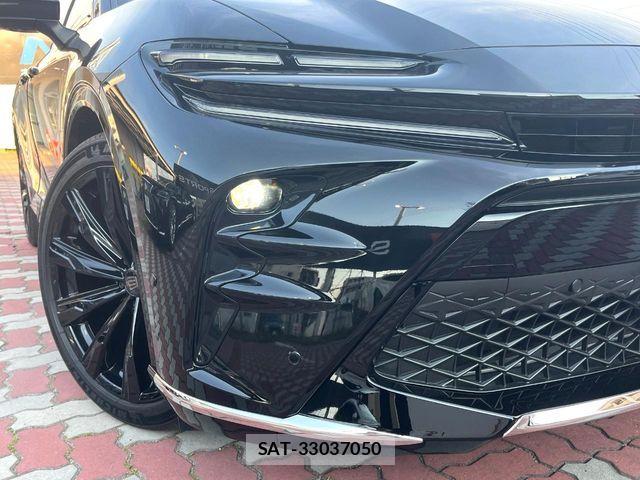 Toyota Crown Sports 2024-04 7615885-10