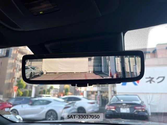 Toyota Crown Sports 2024-04 7615885-4