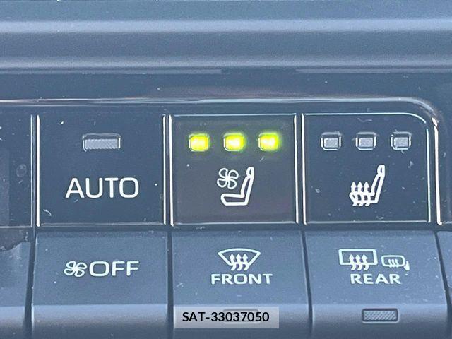 Toyota Crown Sports 2024-04 7615885-5