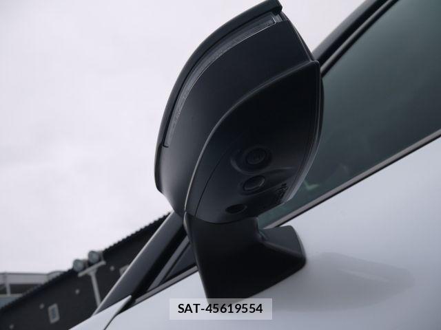Toyota Crown Sports 2024-04 7615880-12