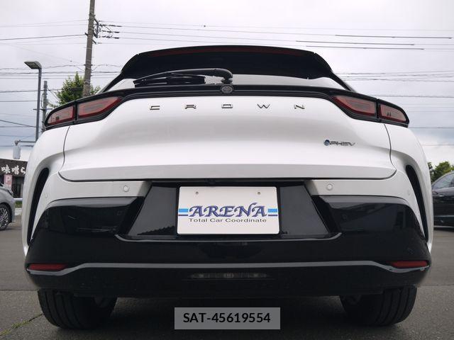 Toyota Crown Sports 2024-04 7615880-15