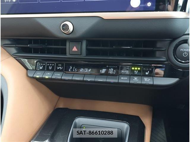 Toyota Crown Sports 2026-02 7722267-11