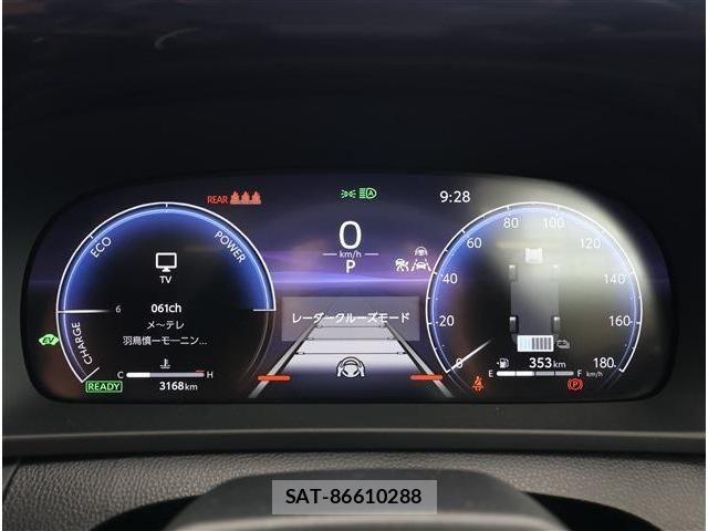 Toyota Crown Sports 2026-02 7722267-8