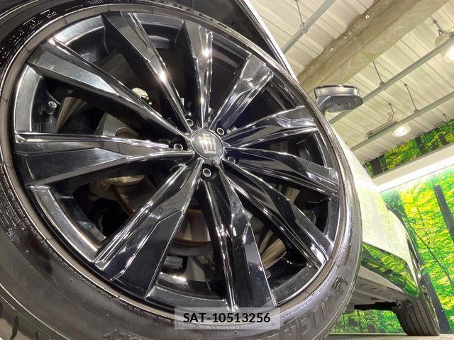Toyota Crown Sports 2024-08 7722277-12