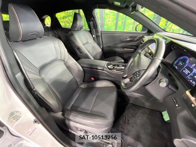 Toyota Crown Sports 2024-08 7722277-7
