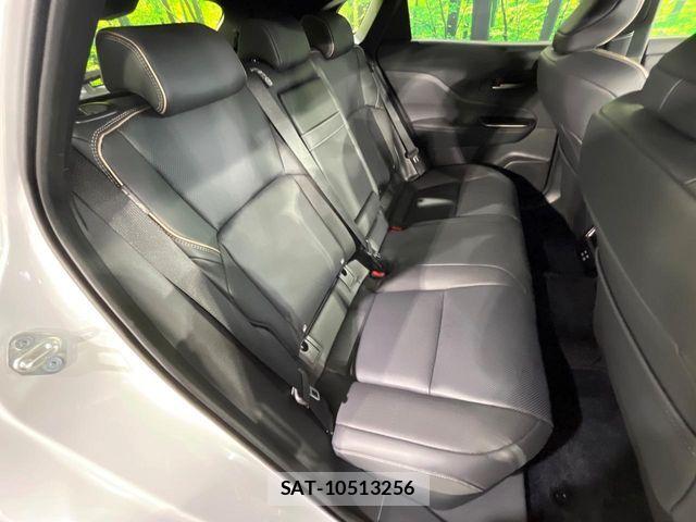 Toyota Crown Sports 2024-08 7722277-8