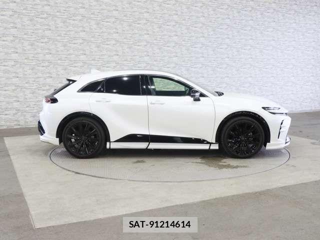 Toyota Crown Sports 2024-01 7722278-12