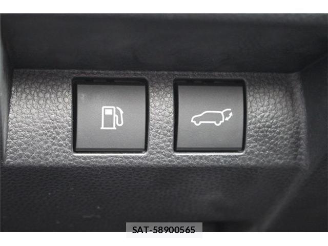 Toyota Crown Sports 2024-03 7783915-6