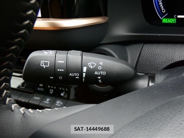 Toyota Crown Sports 2024-08 7783904-14