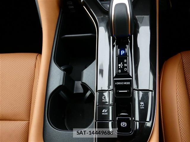 Toyota Crown Sports 2024-08 7783904-8