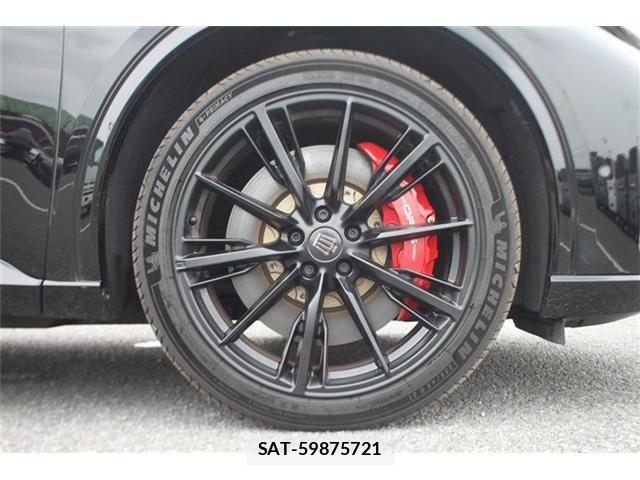 Toyota Crown Sports 2024-02 7783905-15