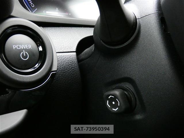 Toyota Crown Sports 2025-08 7783917-16