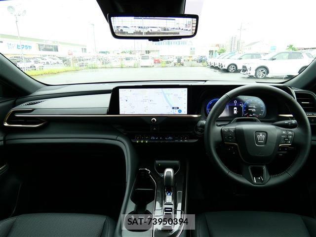 Toyota Crown Sports 2025-08 7783917-1