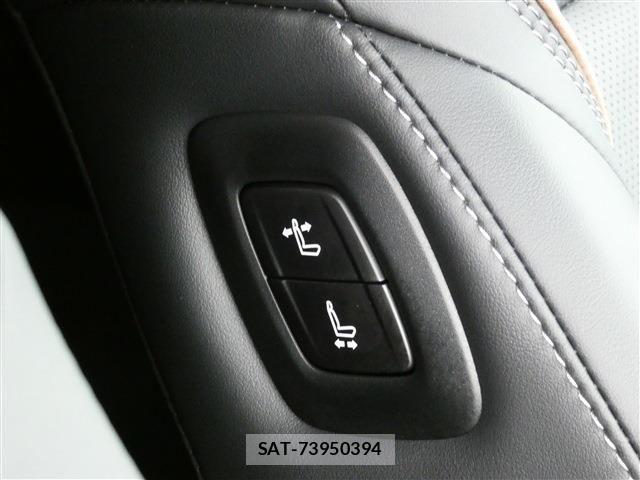 Toyota Crown Sports 2025-08 7783917-27