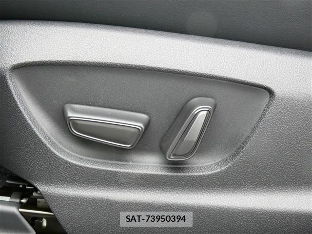 Toyota Crown Sports 2025-08 7783917-28
