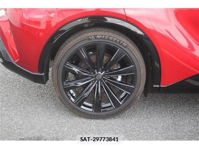 Toyota Crown Sports 2024-03 7783894-15